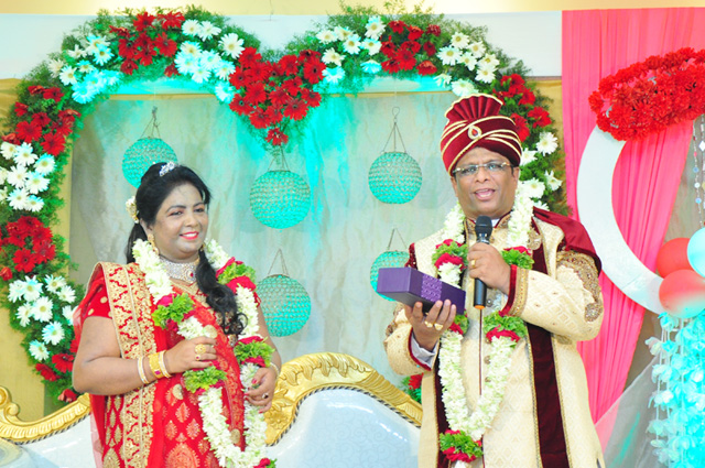 Bro Andrew Richard & Sis Hanna Celebrated their 25th Silver Jubilee Wedding anniversary with great grandeur at the Prayer Center in Mangalore here on May 04th, 2018 amidst a large number of devotees.